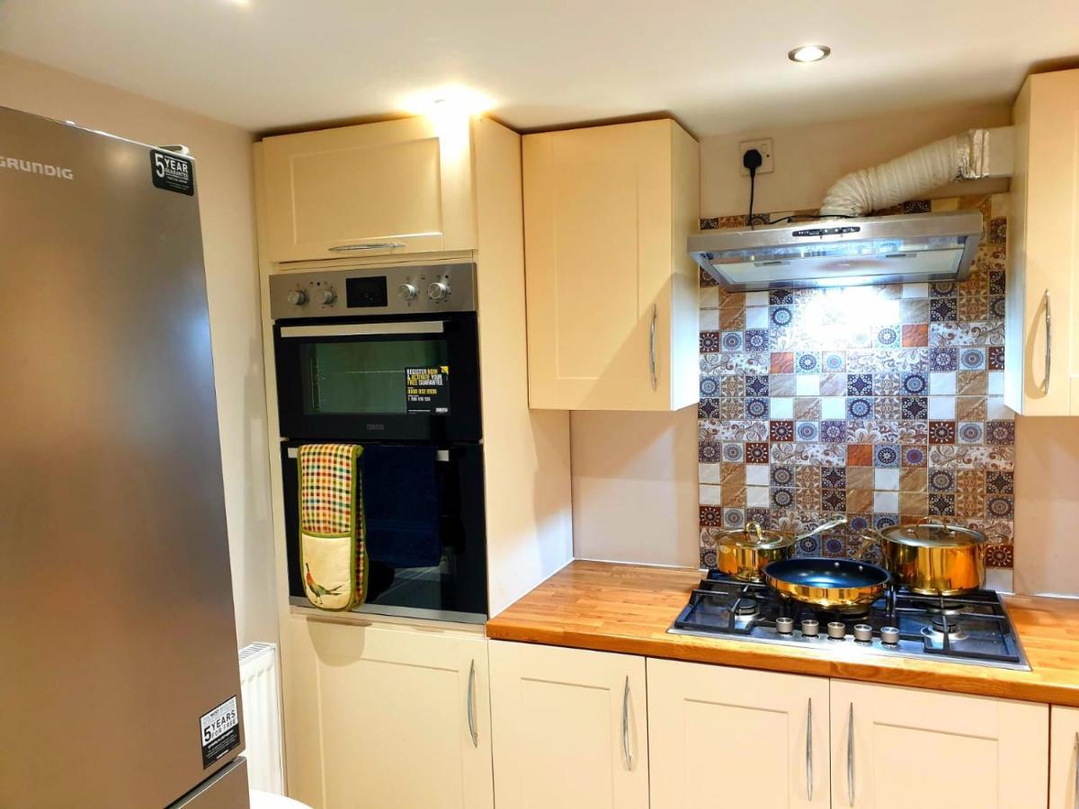 Elegant 2 Bed Apartment In Manchester Extérieur photo